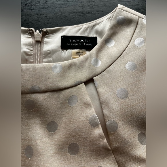 Sleeveless, Polka Dot Pleated Classic Dress Size 8 Tahari By Arthur S Levine - Picture 12 of 13